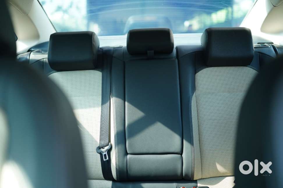 Skoda Slavia 1.0 Tsi Style, 2024, Petrol