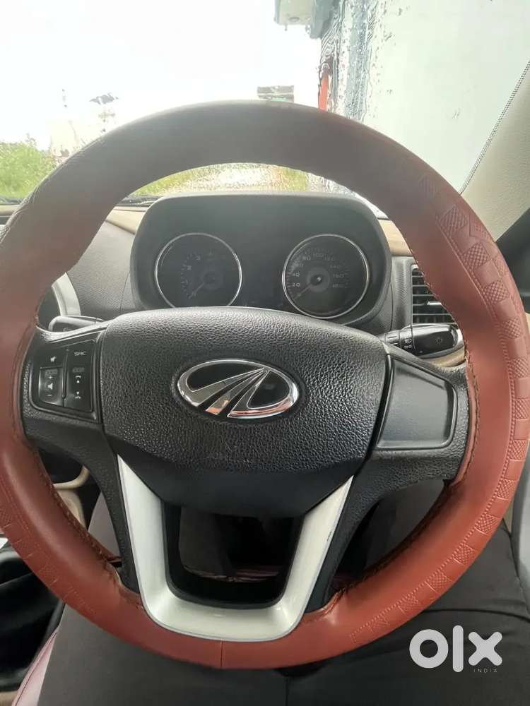 Mahindra Tuv 300 2017 Diesel Manual Top And Variant