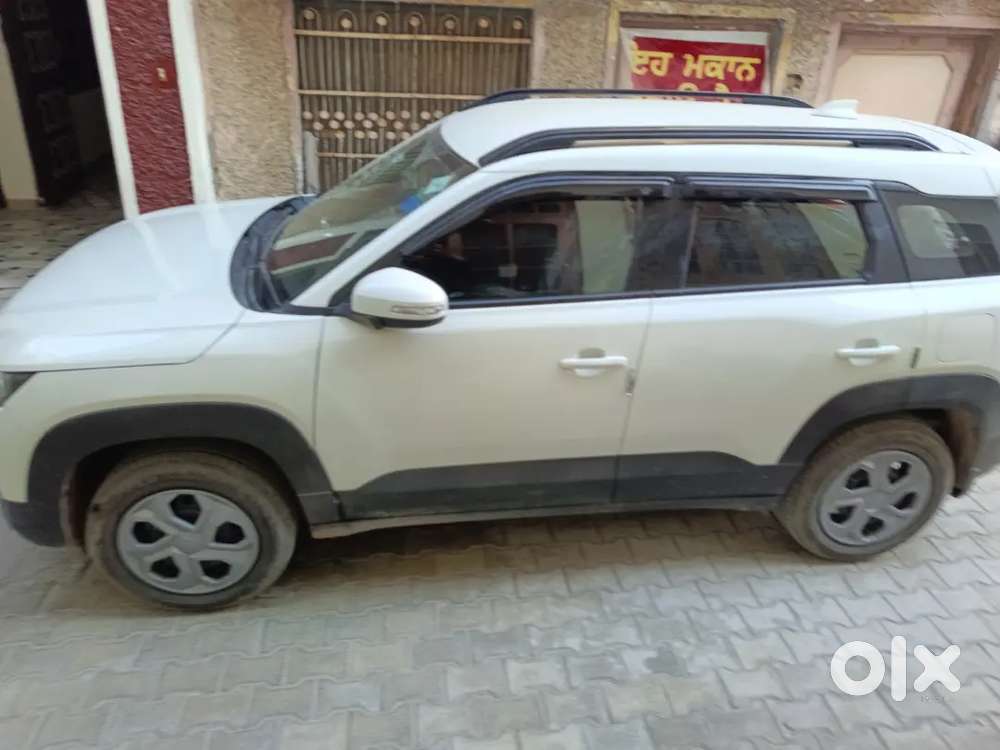 For Sale – 2024 Maruti Suzuki Brezza Lxi Cng (excellent Condition)