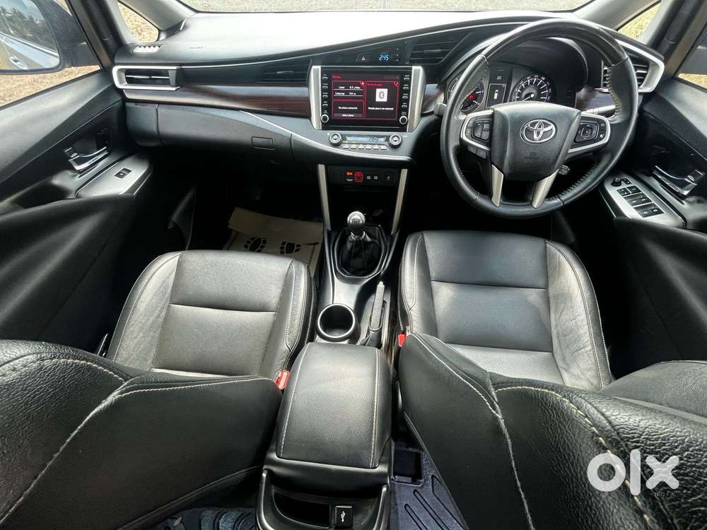 Toyota Innova Crysta [2020-ongoing] 2.4 Zx 7 Str, 2024, Diesel