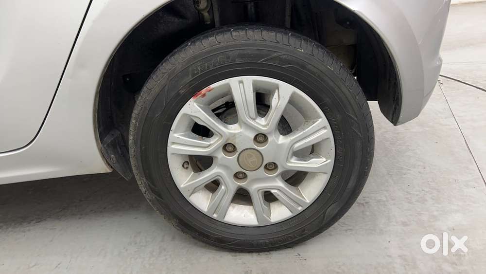 Tata Tiago Xz, 2018, Petrol