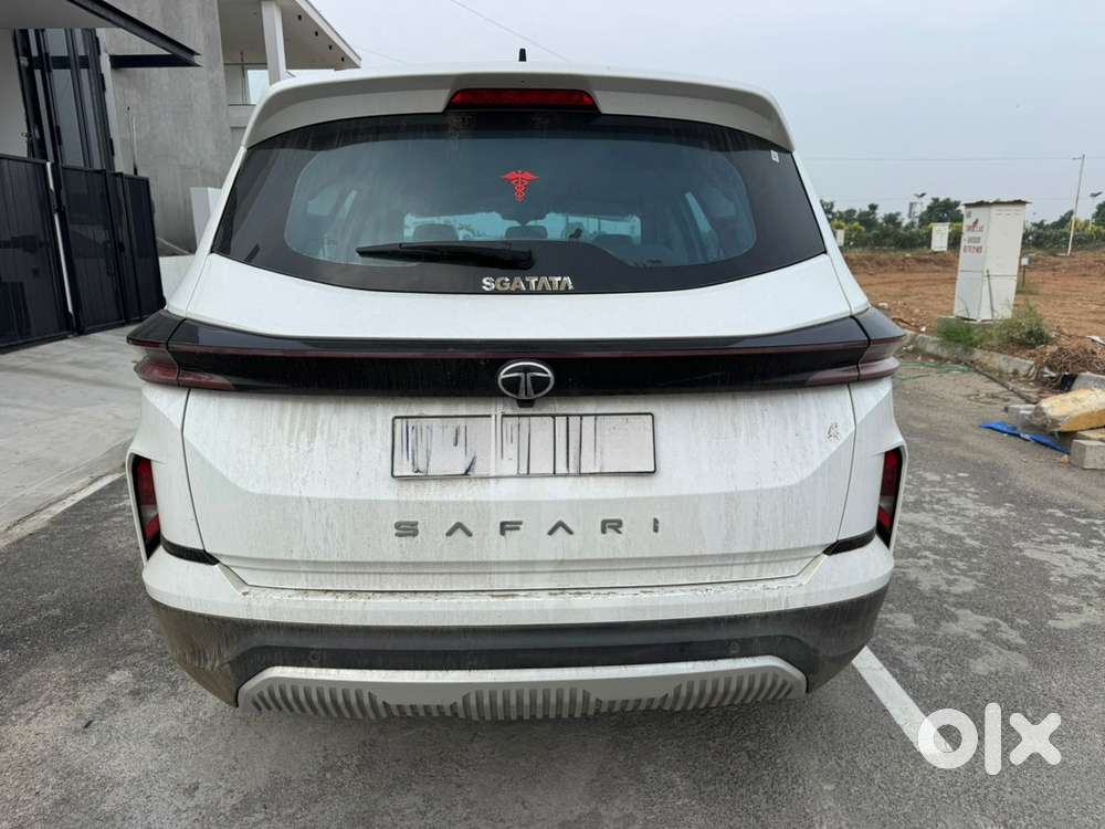 Tata Safari Diesel 2025