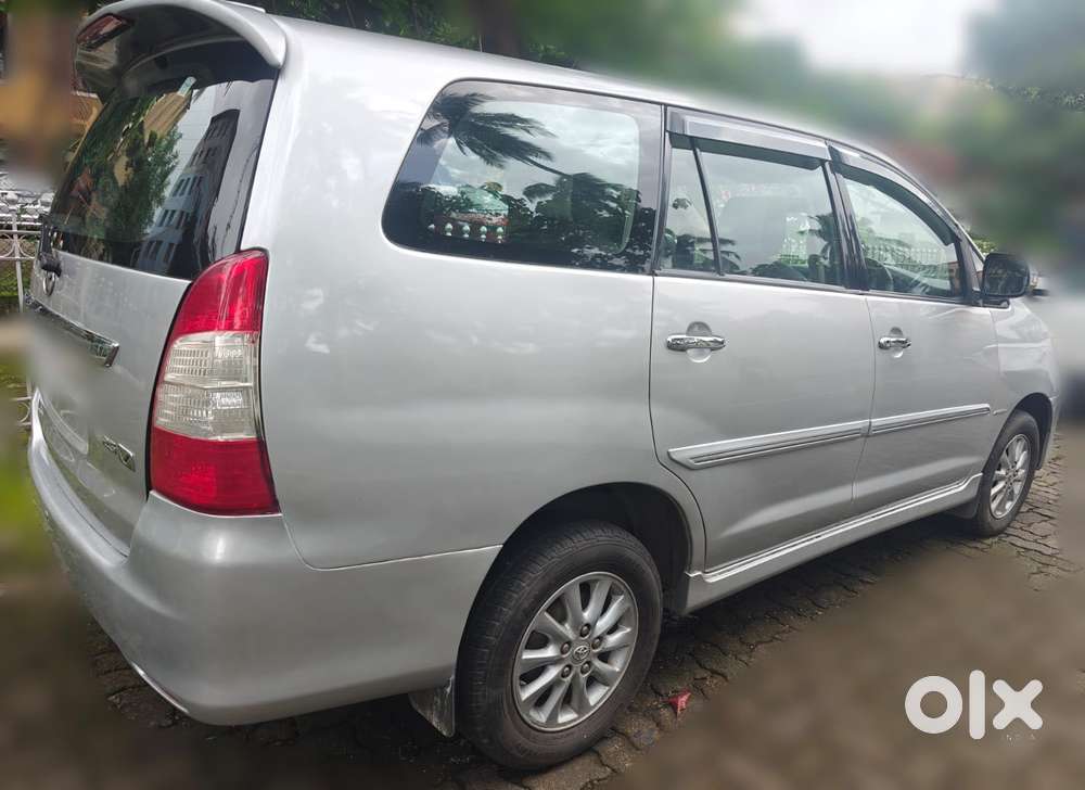 Toyota Innova 2.5 E Diesel Ps 7-seater, 2013, Diesel
