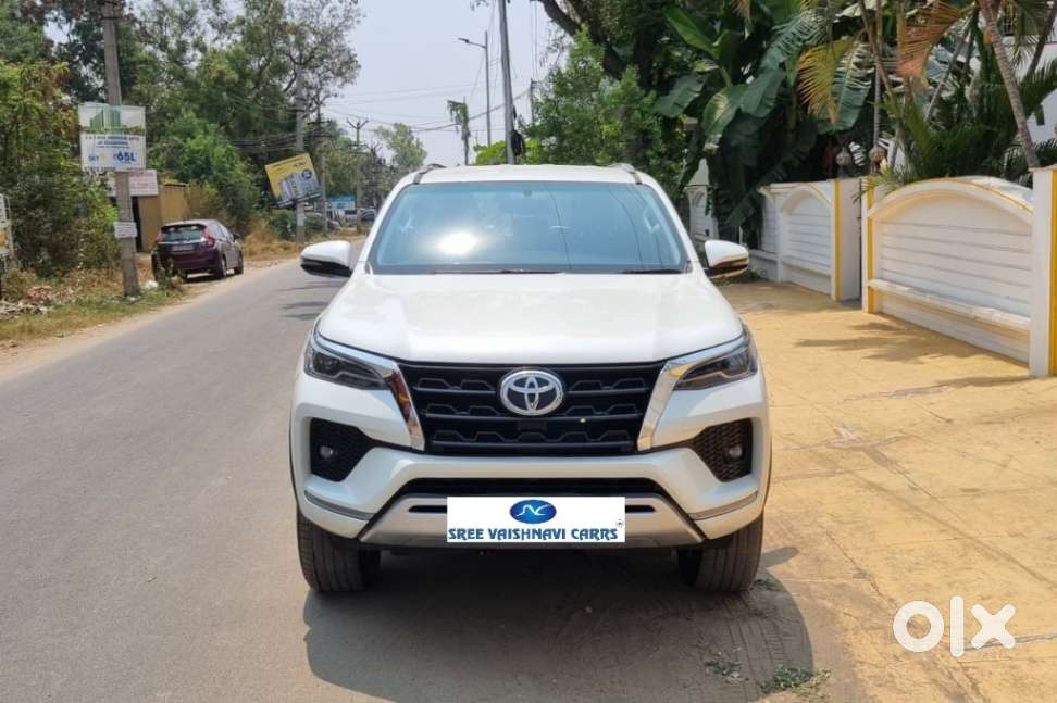 Toyota Fortuner 4x2 At 2.8 Diesel, 2022, Diesel