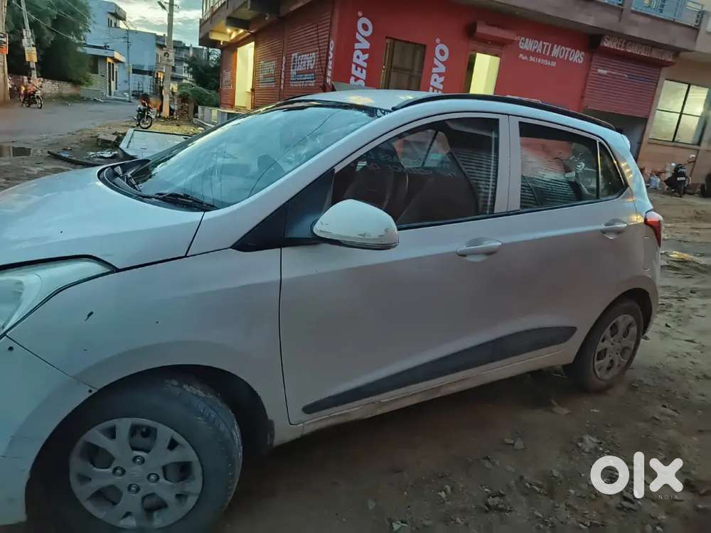 Hyundai Grand I10 Sportz 2017 Diesel Manual