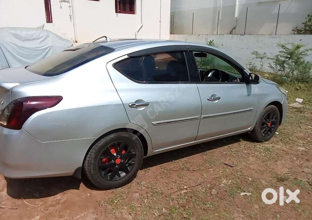 Nissan Sunny Xv Premium Pack Leather, 2013, Diesel