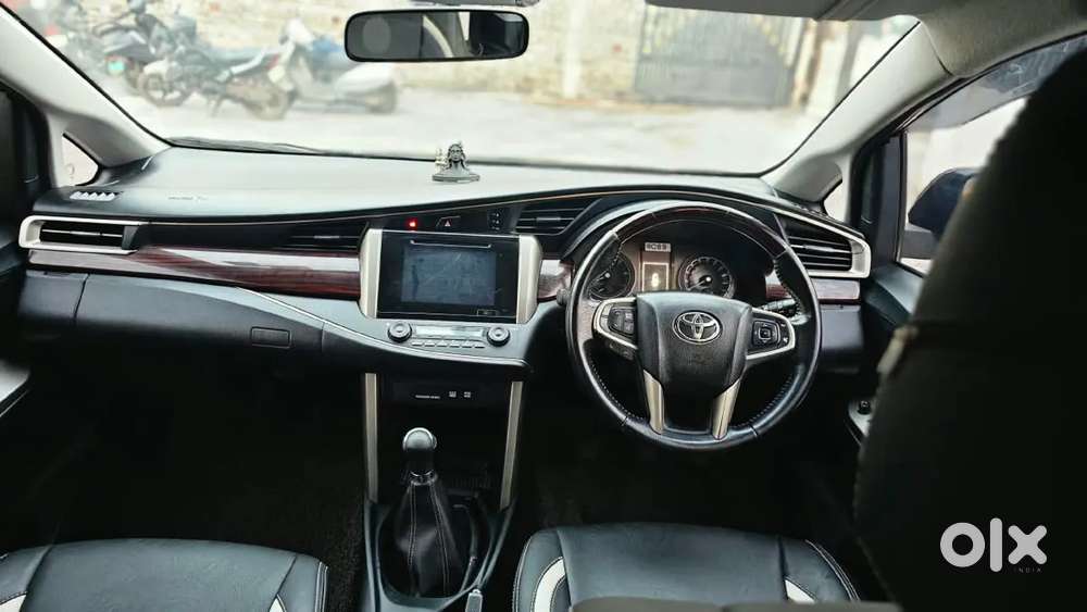Toyota Innova Crysta 2.4 V 7 Str, 2018, Diesel
