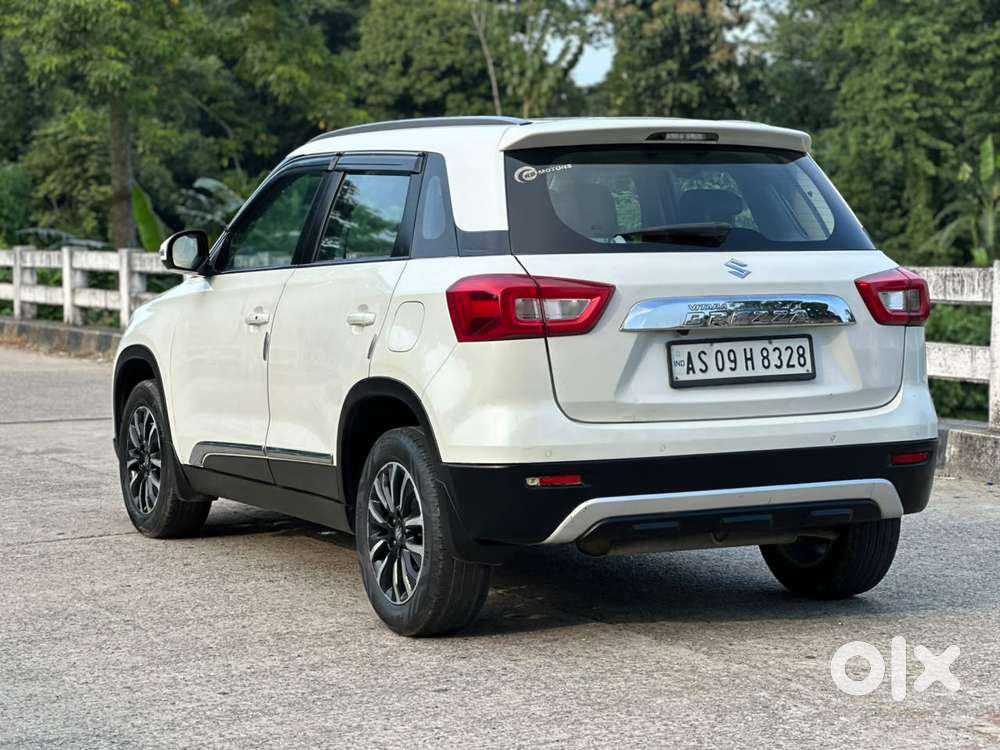 Maruti Suzuki Brezza Zxi Plus Smart Hybrid, 2022, Petrol
