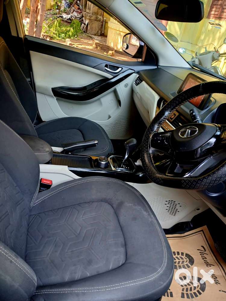 Tata Nexon 1.2 Revotron Xza Plus (o) Amt, 2022, Petrol