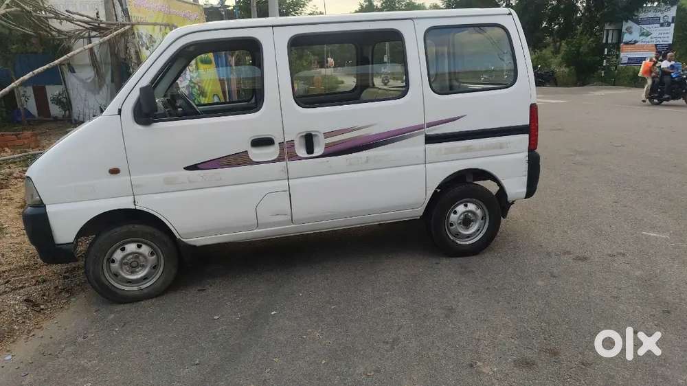 Maruti Suzuki Eeco Ac 2017