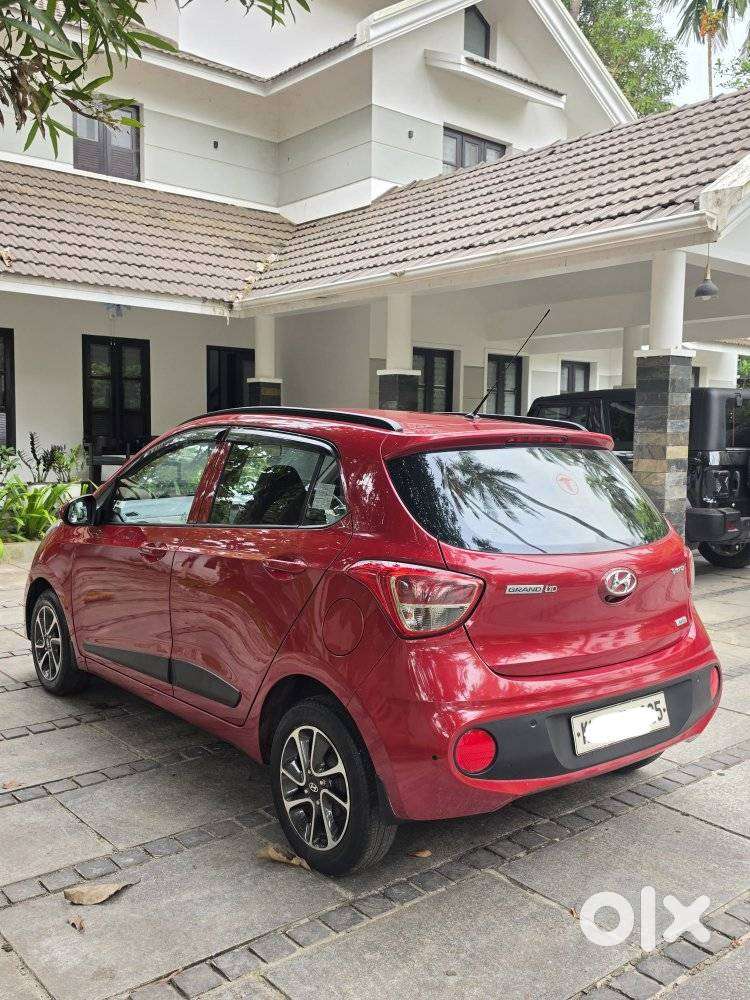 Hyundai Grand I10 [ ] 1.2 Kappa Vtvt Sportz At, 2017, Petrol