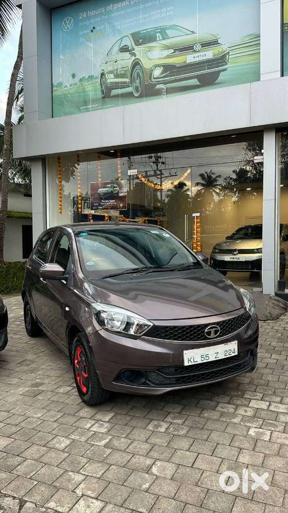 Tata Tiago 1.2 Revotron Xt, 2018, Petrol