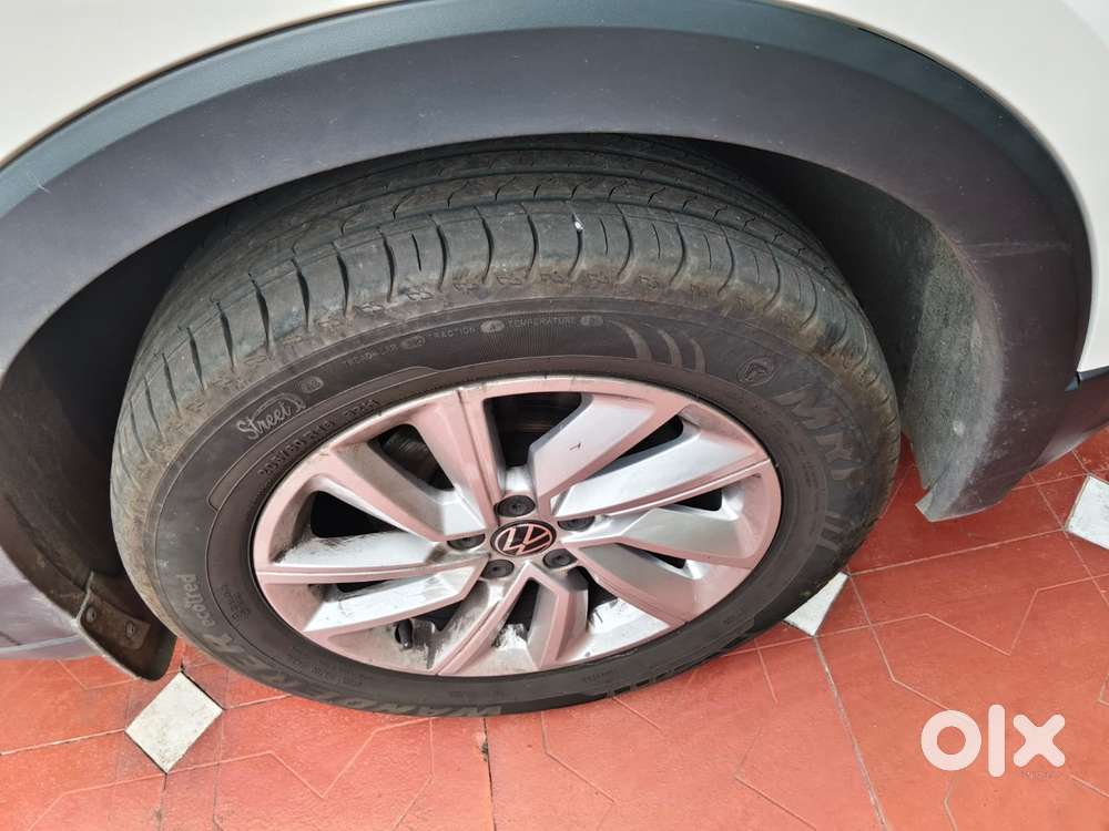Volkswagen Taigun 1.0 Tsi Highline At, 2024, Petrol
