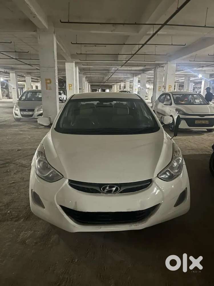 Hyundai Elantra 2013 Petrol Well Maintained