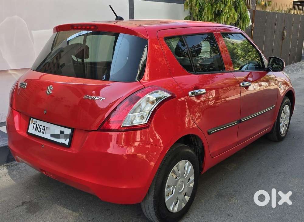 Maruti Suzuki Swift Lxi Optional-o, 2017, Petrol