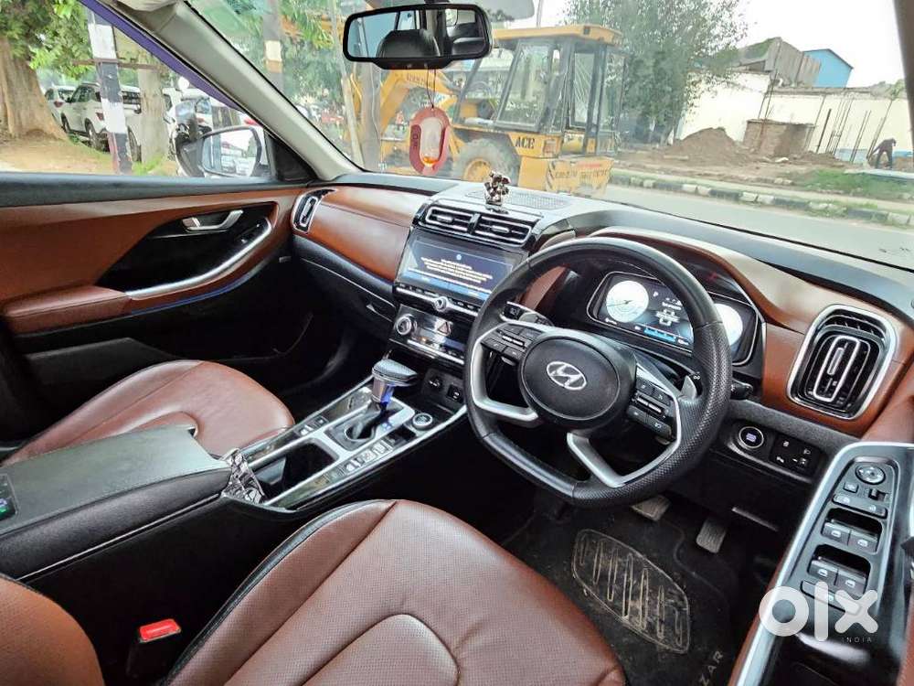 Hyundai Alcazar 2.0 Signature (o) Petrol At 6 Str, 2021, Petrol