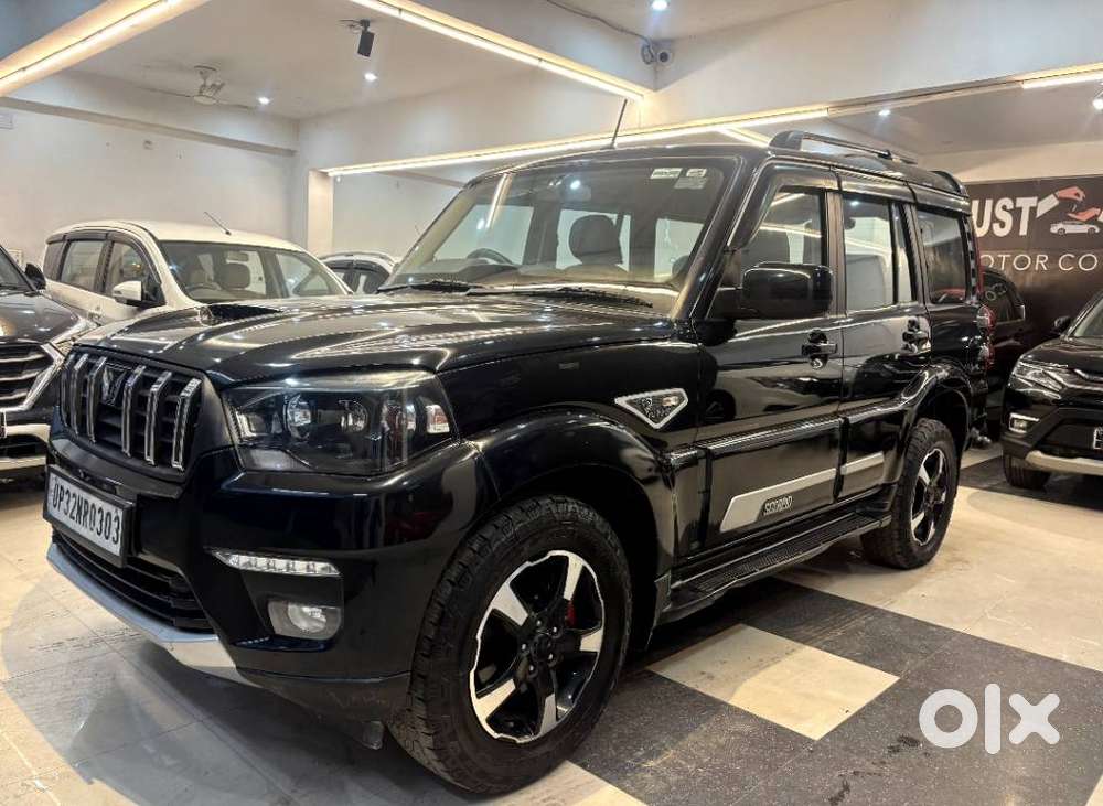 Mahindra Scorpio Classic 2.2 S 11 Mt 7 Str, 2023, Diesel