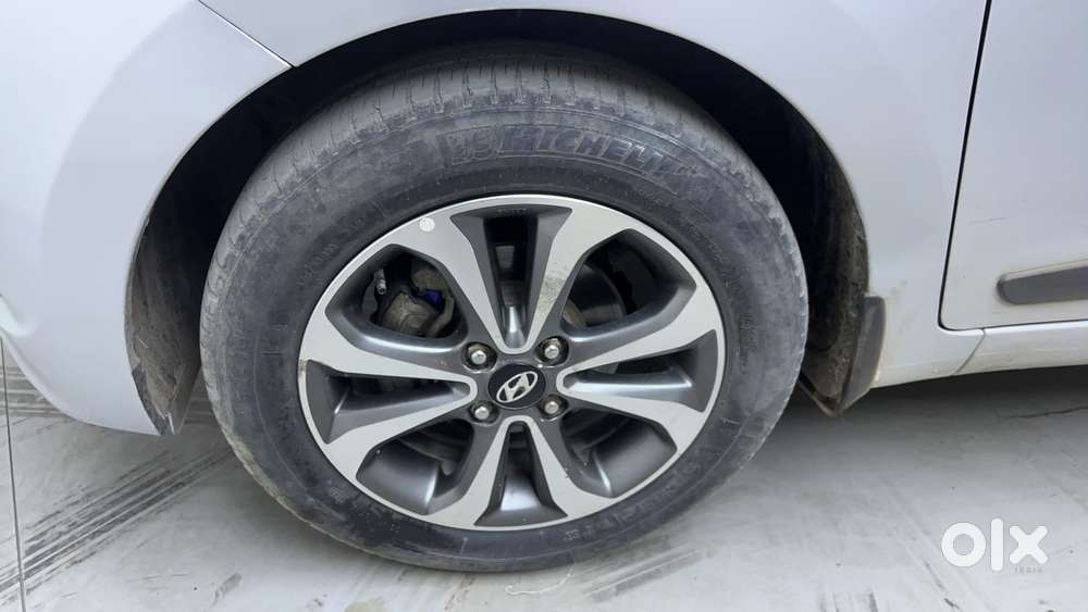 Hyundai Xcent 1.2 Vtvt Sx Option, 2015, Petrol