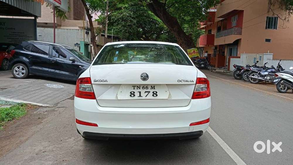 Skoda Octavia 1.9 Elegance Tdi, 2015, Diesel