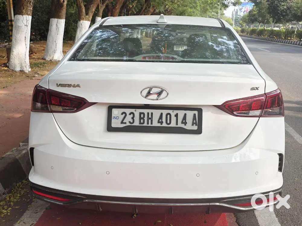 Hyundai Verna Petrol 1.5 2023