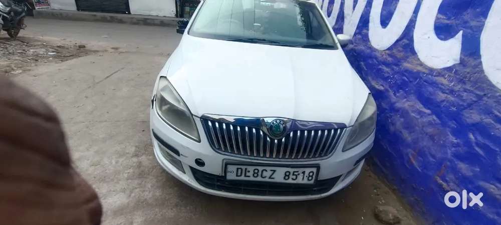 Skoda Rapid Tsi 2013 Petrol 90 Km Driven