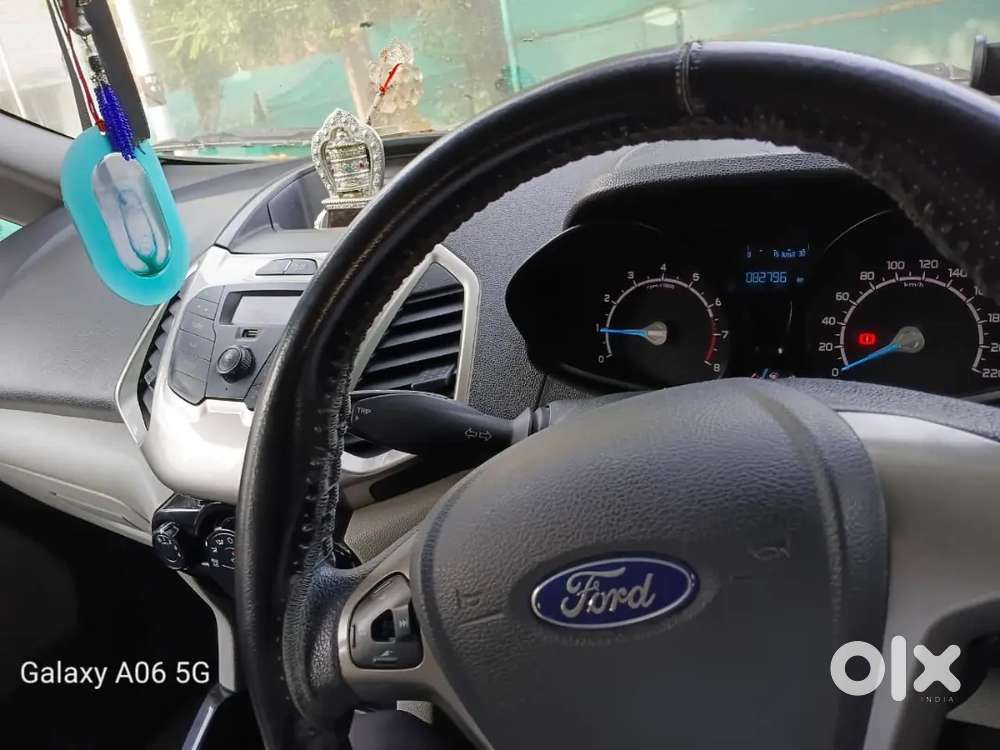 Ford Ecosport 2015 Petrol 82000 Km Driven