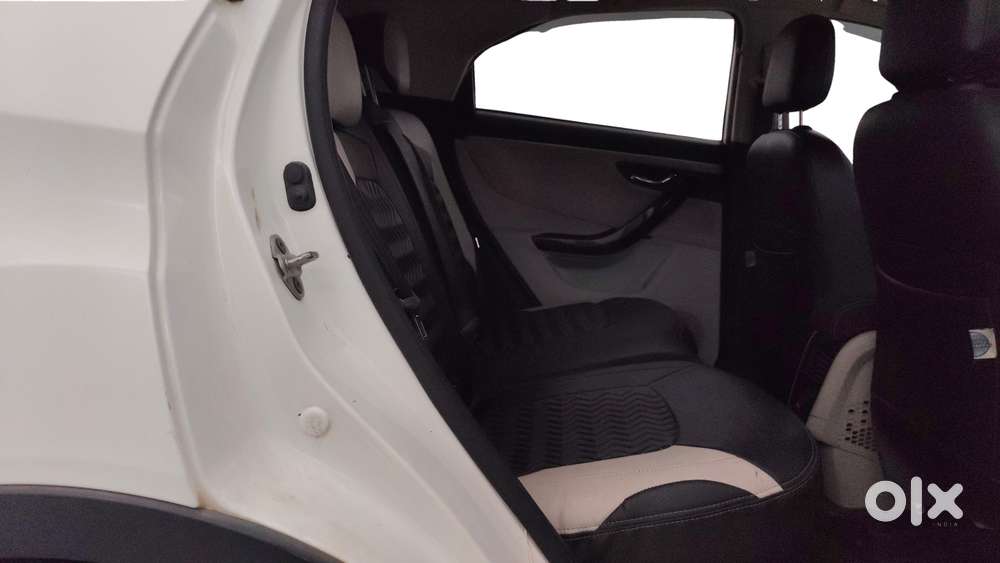Tata Nexon 1.2 Revotron Xz Plus, 2022, Petrol