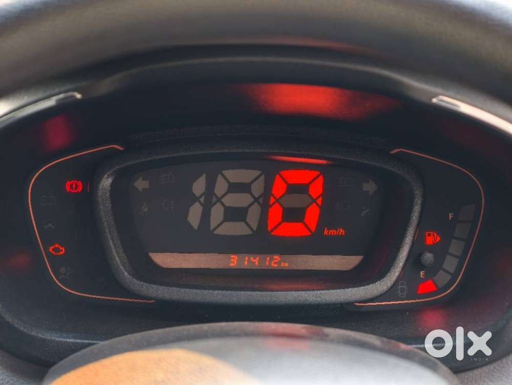 Renault Kwid 1.0 Rxt Optional, 2017, Petrol