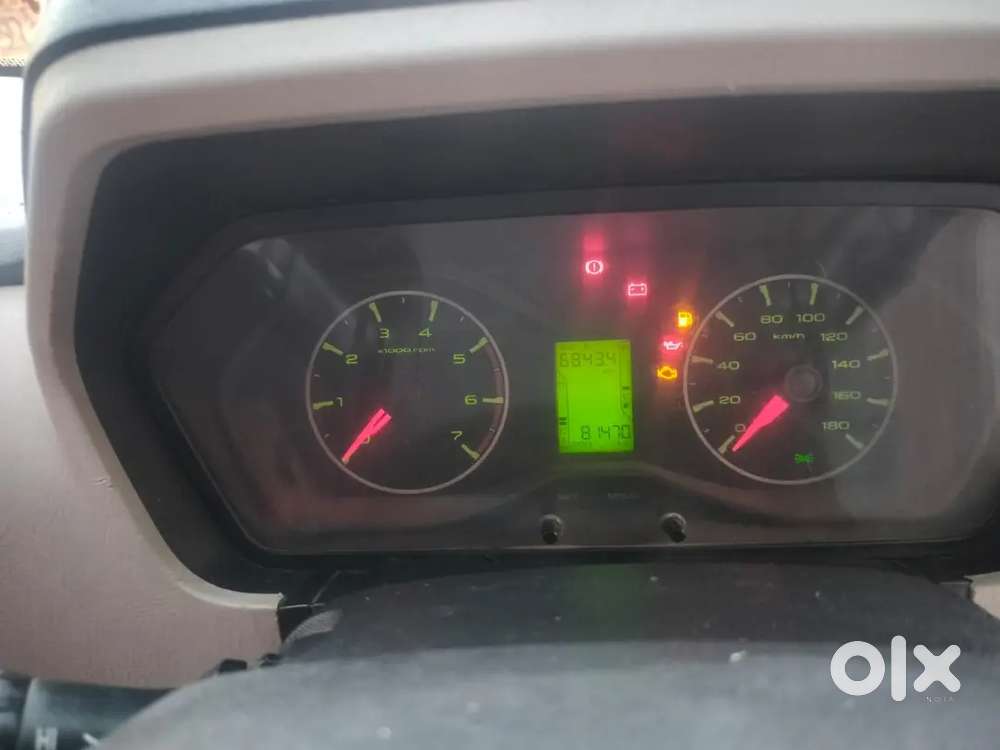 Mahindra Scorpio S2 2016 Diesel 84000 Km Driven/. Tax-life Lime