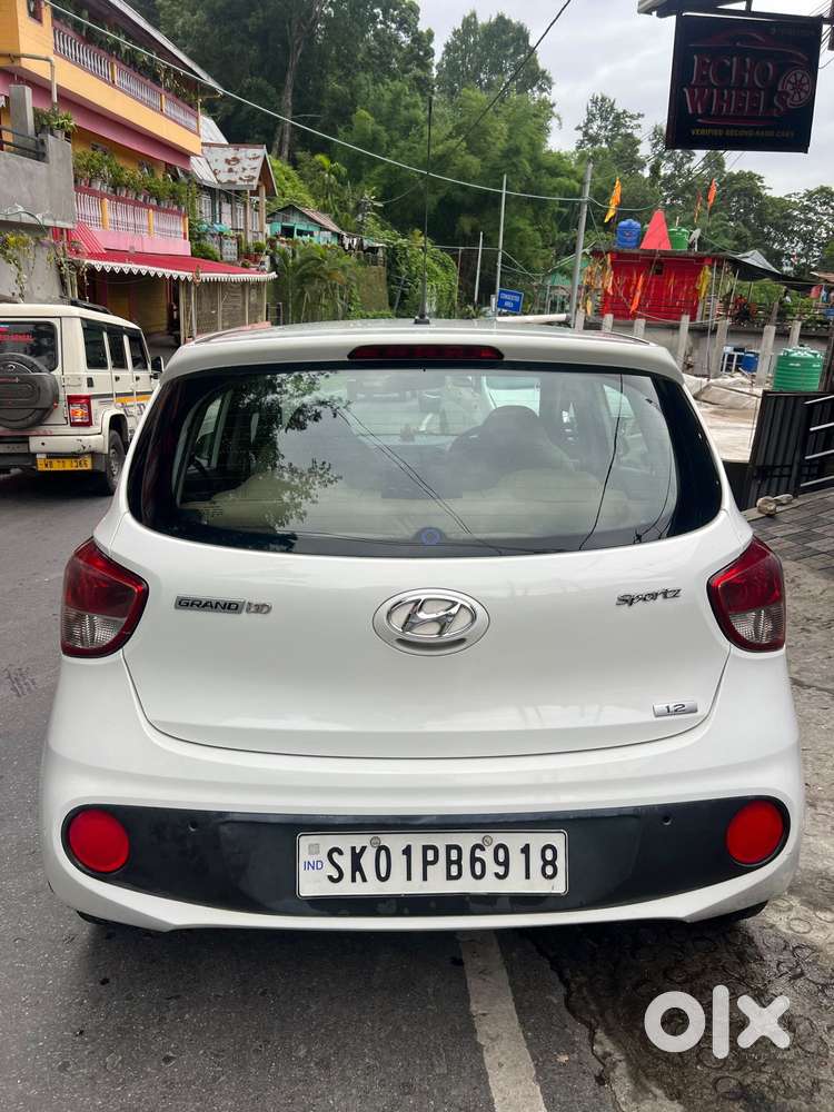 Hyundai Grand I10 Sportz, 2017, Petrol