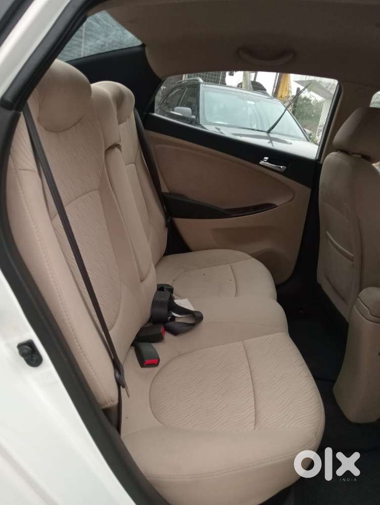 Hyundai Verna 1.6 Ex Vtvt, 2013, Petrol