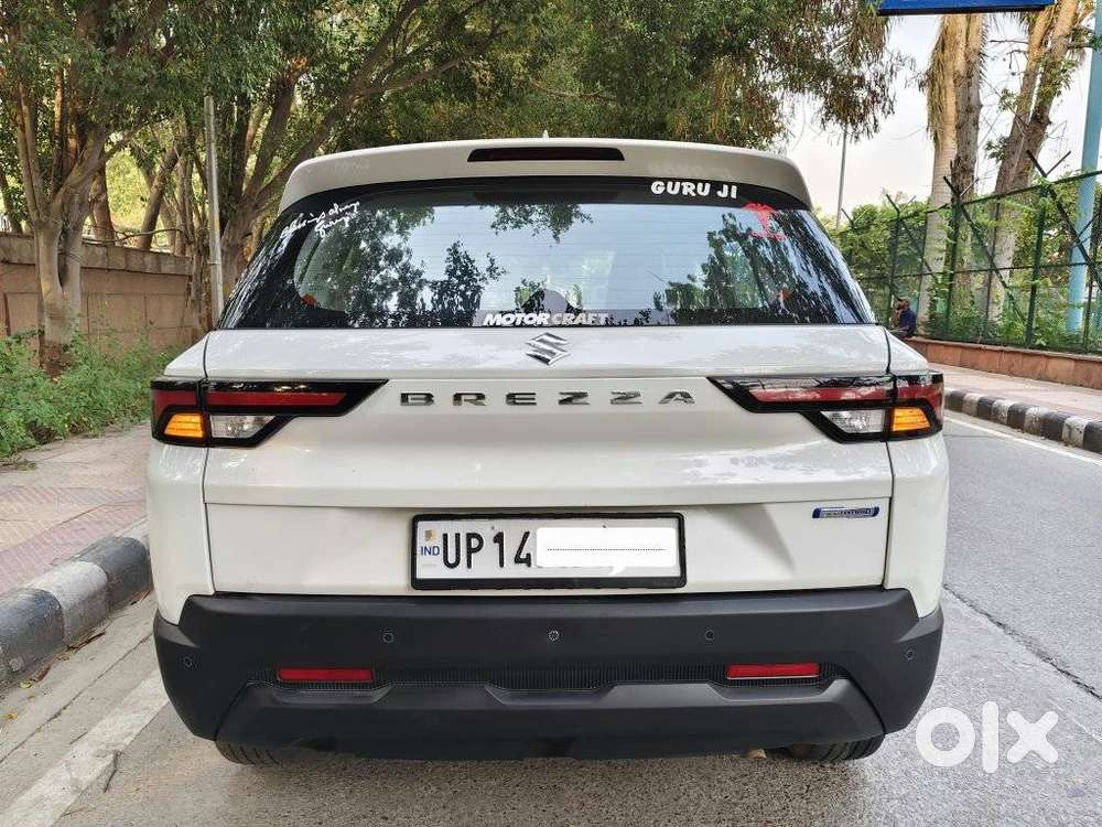 Maruti Suzuki Brezza 1.5 Vxi Smart Hybrid, 2023, Petrol