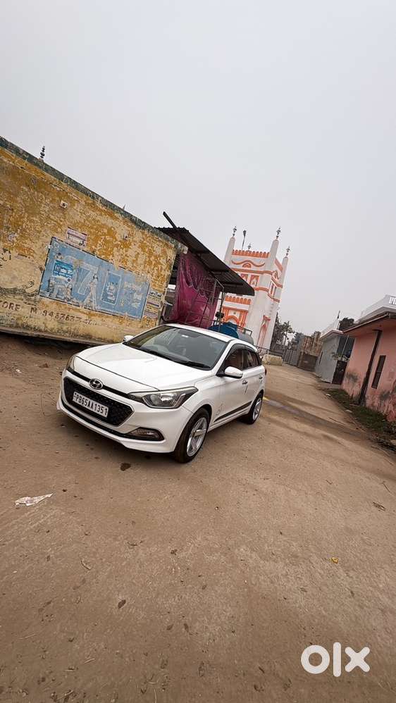 Hyundai I20 2015 Diesel 100000 Km Driven