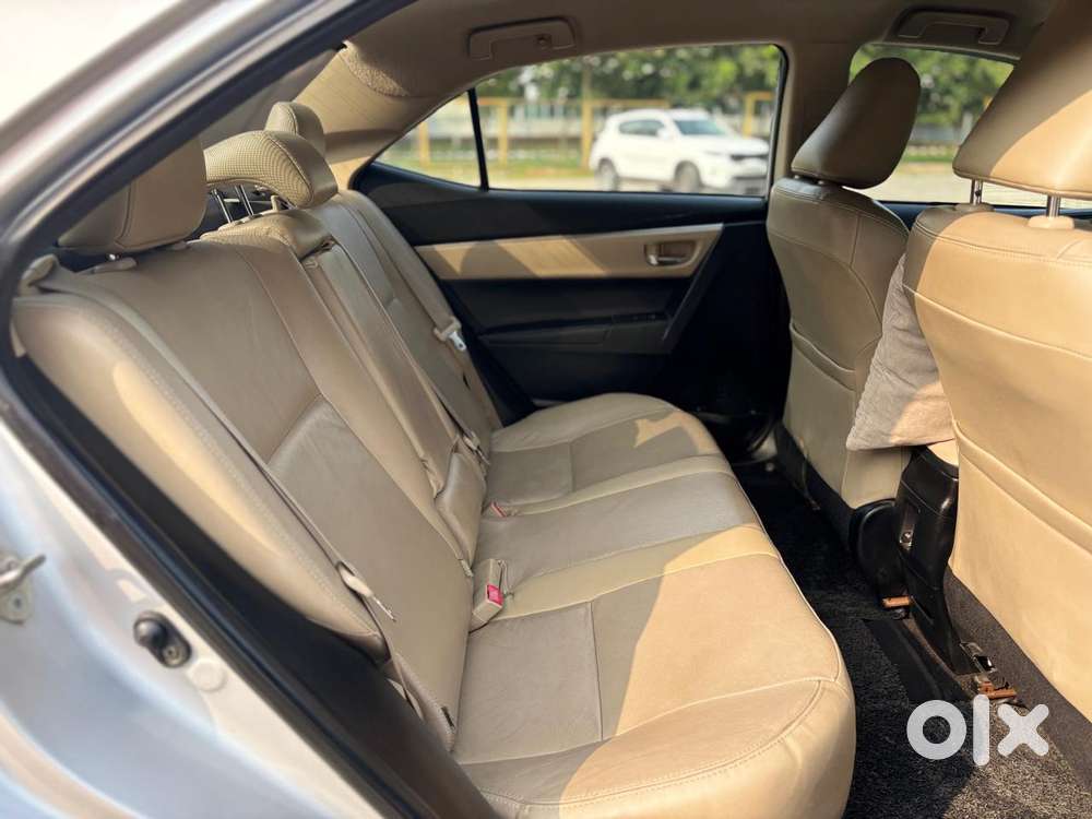 Toyota Corolla Altis Vl At, 2016, Cng & Hybrids