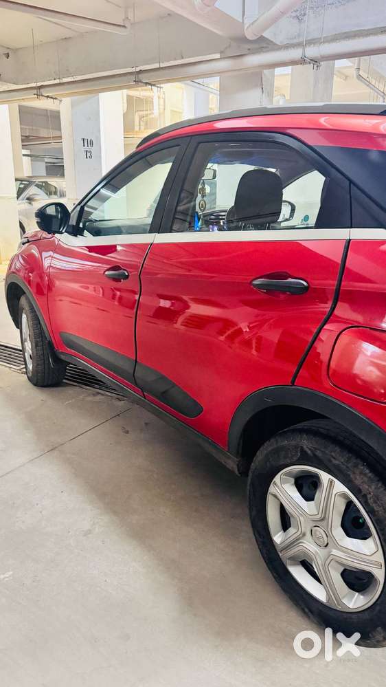 Tata Nexon 2020 Petrol | 70mi Front + Rear Dashcam Installed & 360 Cam