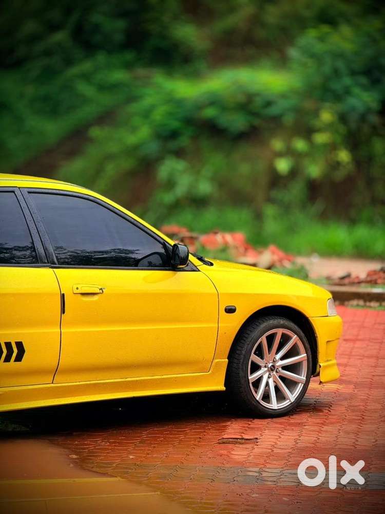 Mitsubishi Diesel Car 2000