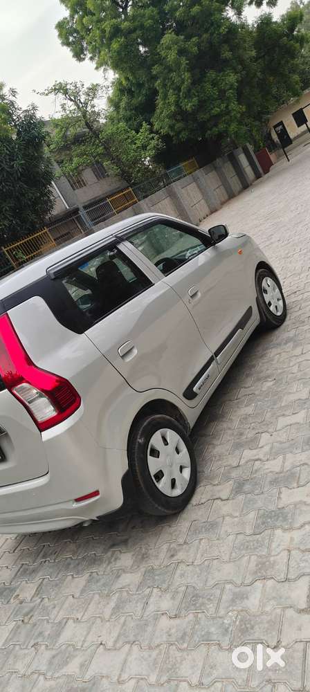 Maruti Suzuki Wagon R 1.0 Vxi Amt, 2022, Petrol