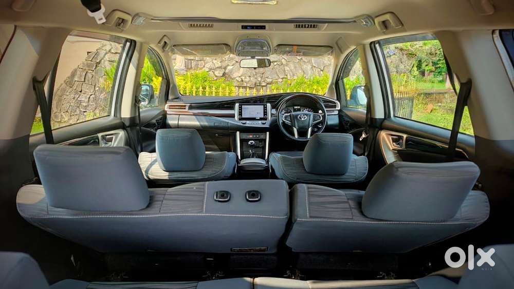 Toyota Innova Crysta 2.4 V 8 Str, 2022, Diesel