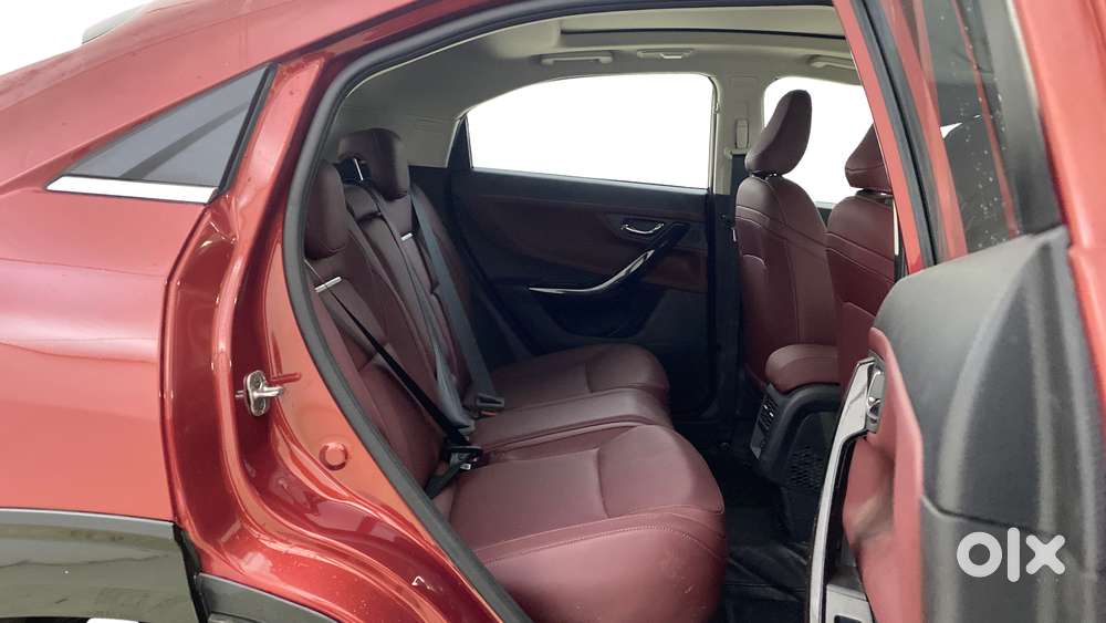 Tata Curvv Pure Plus S 1.2 Revotron Petrol 7dca, 2025, Petrol