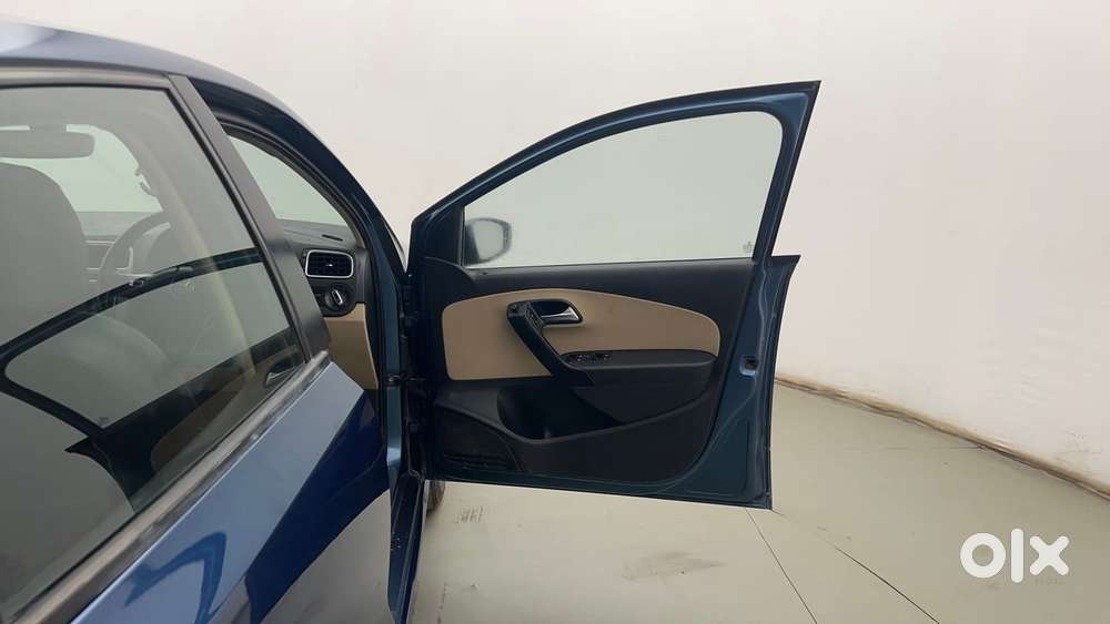 Volkswagen Ameo 1.2 Mpi Highline 16 Alloy, 2016, Petrol