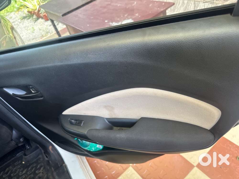 Toyota Glanza 2022 Petrol 42800 Km Driven