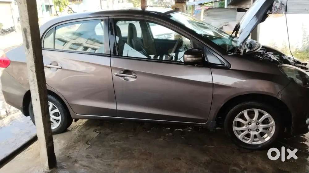 Honda Amaze Petrol Top Model Verygood Condition