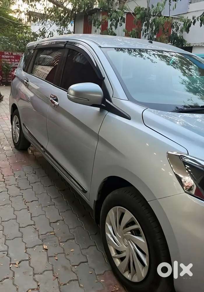 Maruti Suzuki Ertiga 2023 Petrol 25000 Km Driven