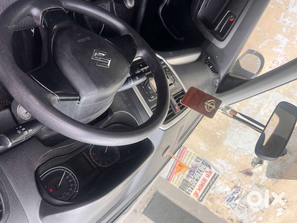 Vitara Brezza Lxi Petrol Brand New Condtion For Sale