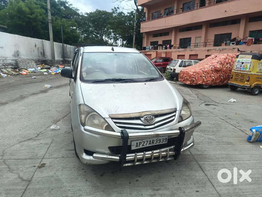 Toyota Innova 2.5 2008 Family Used Vehicle