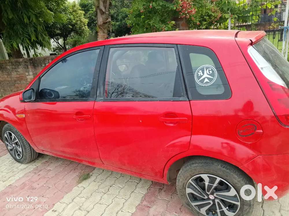 Ford Figo Petrol 2011