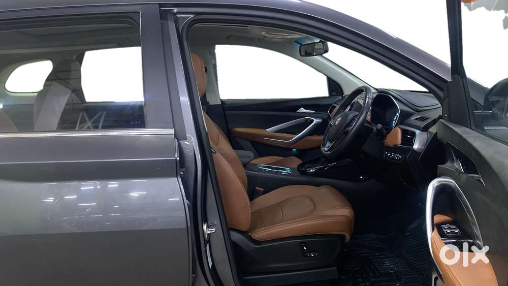 Mg Hector Plus 1.5 Sharp Turbo Cvt 6 Str, 2022, Petrol