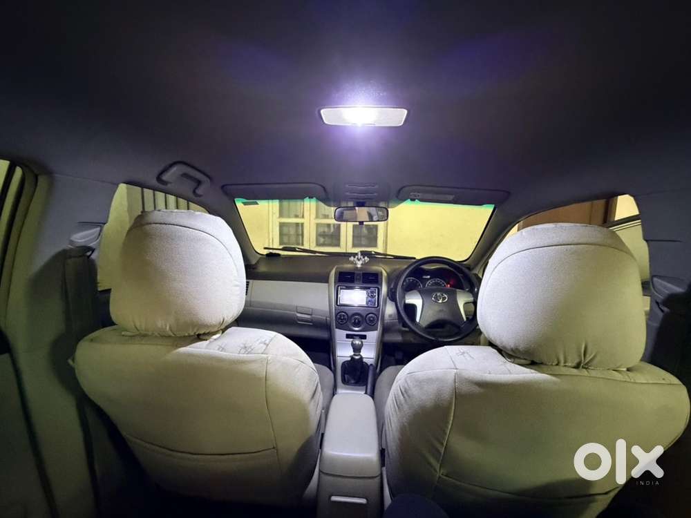 Toyota Corolla Altis 2013