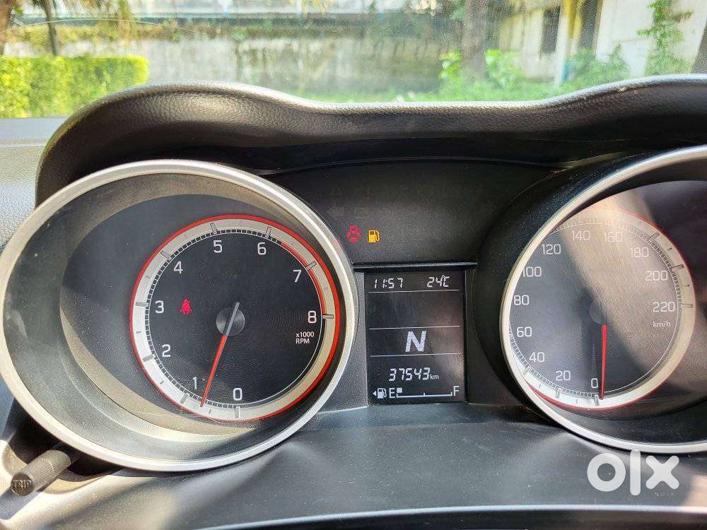 Maruti Suzuki Swift Zxi Plus Amt Dual Tone, 2019, Petrol