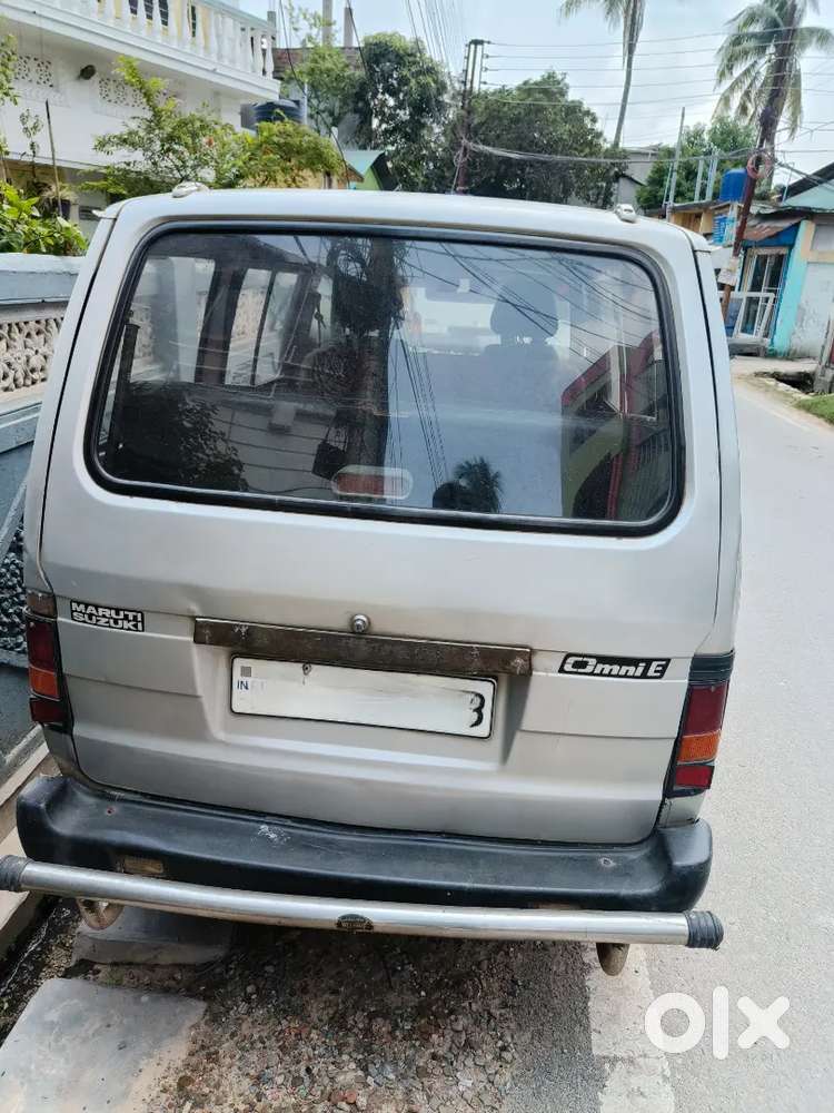 Maruti Suzuki Omni 2011